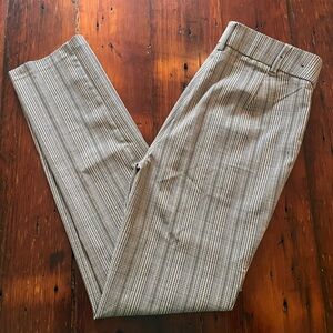 NWOT Rafaella Tan and Blue Cropped Ankle Pants for Effortless Style